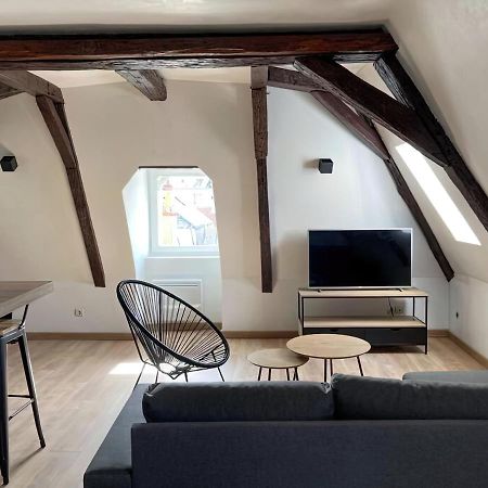 Vue Sur La Cathedrale - Au Coeur De Bourges Apartment Bagian luar foto